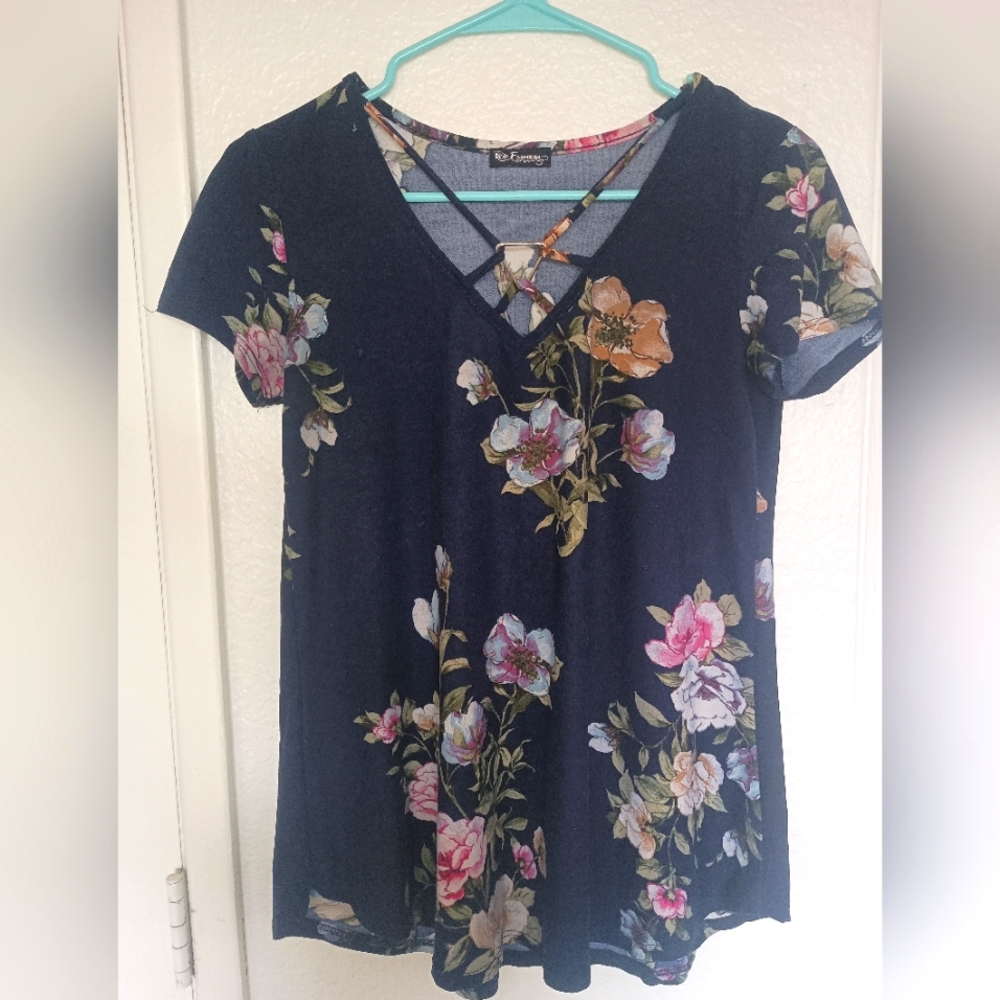 Floral Navy Top